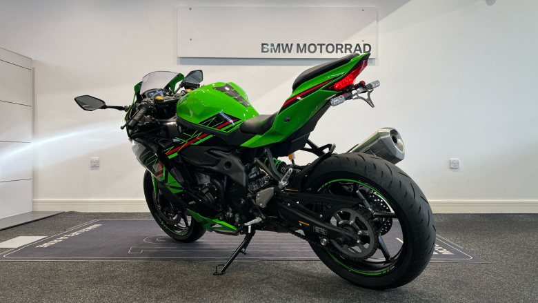 Kawasaki Ninja Zx 4 ZX400SRFNN (24MY)